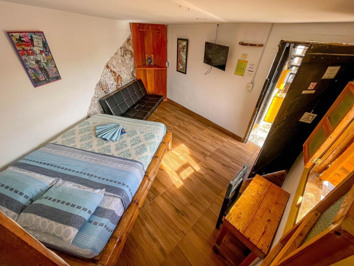 Hostal Bambu San Agustin  Ngoại thất bức ảnh